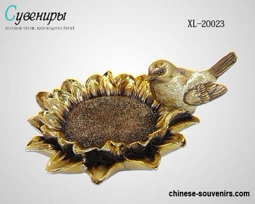 сувенир фигурка из полистоуна XL-20023-1