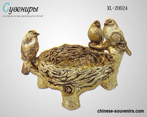 сувенир фигурка из полистоуна XL-20024-1